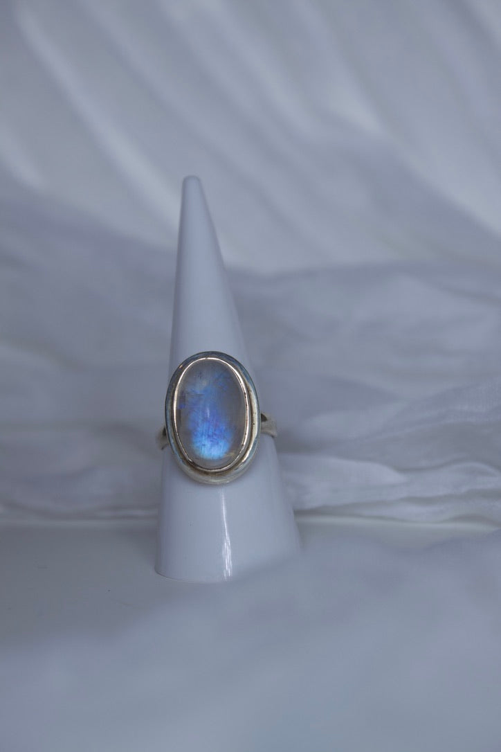 Sterling Silver Moonstone Ring (Oval Shape), size 7.25 | for feminine energy and healing