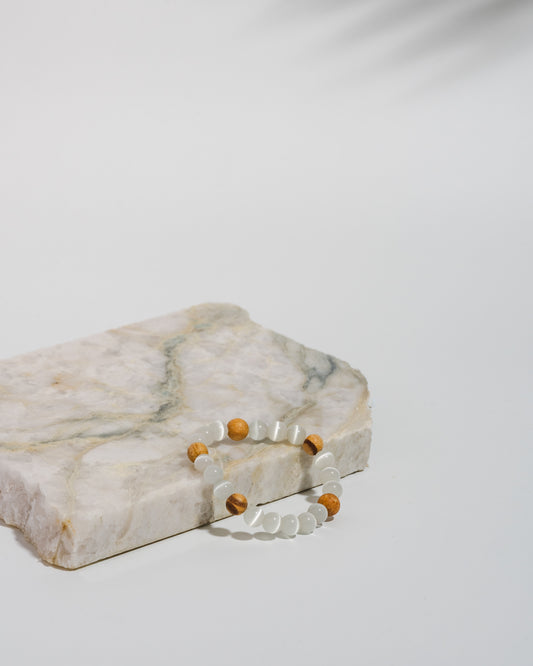 Calming & Soothing Selenite diffuser mala bracelet