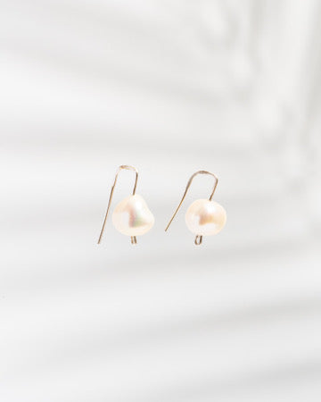 Pearl Round Threader Earrings | Freshwater Pearl Earrings in multiple metals