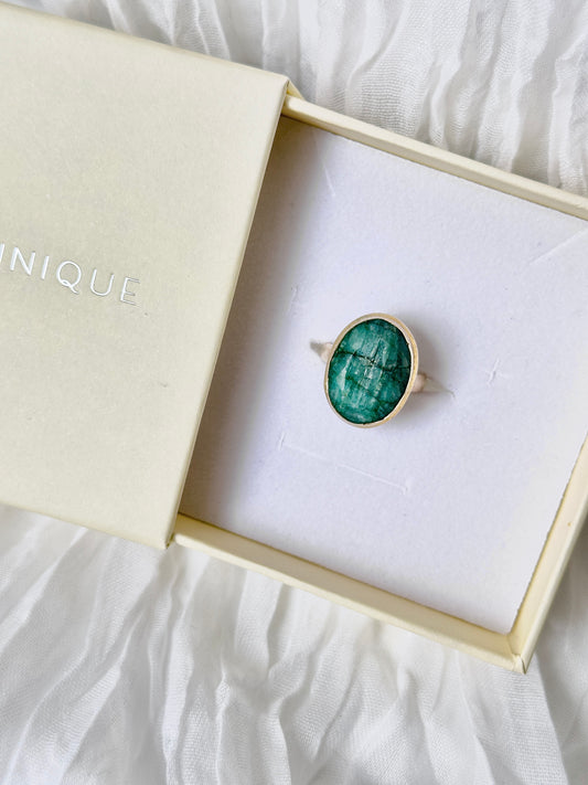 Emerald ring, size 8.5 | Find harmony with love & wisdom