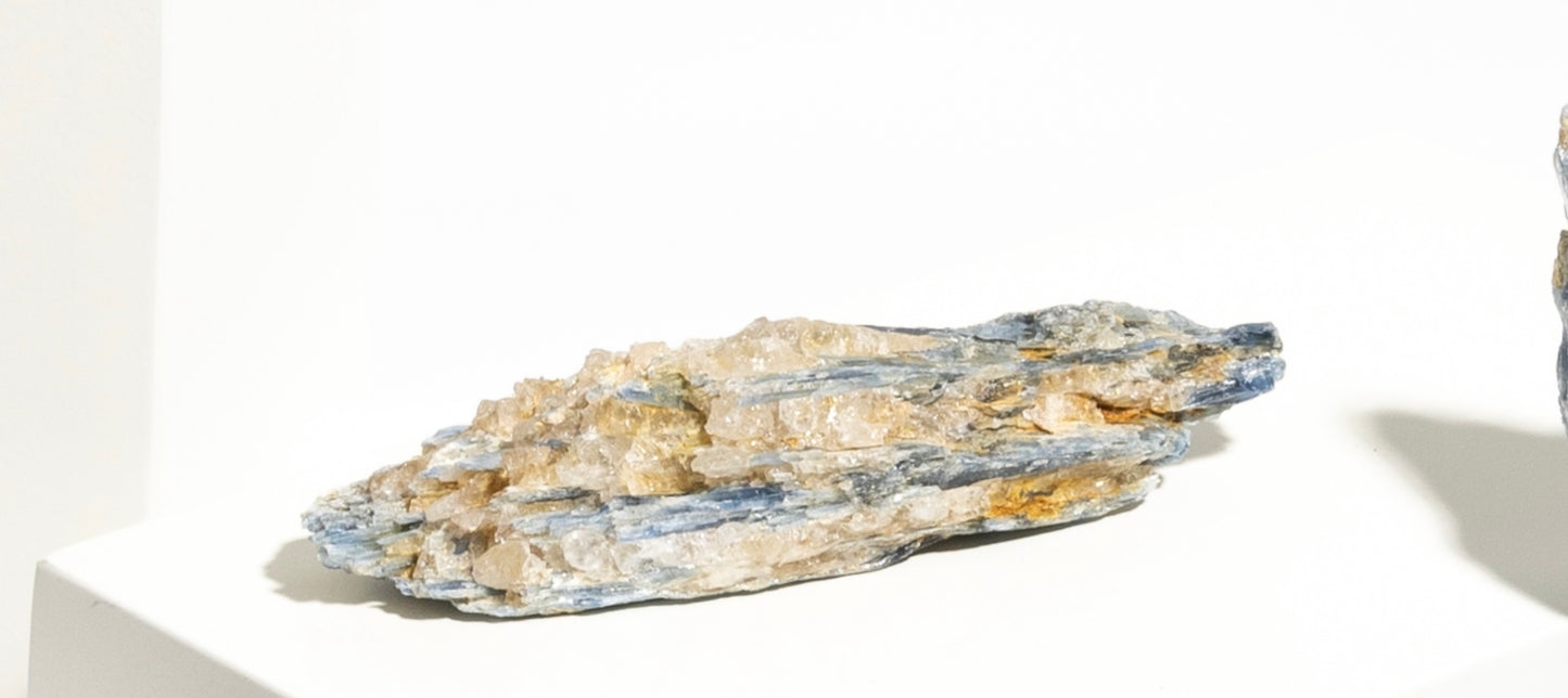 Kyanite raw crystal specimens- A Stunning and Unique Addition to Your Crystal Collection